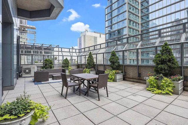 301 W 57th St Apt 45E, New York City, NY 10019