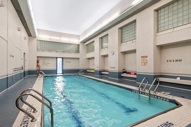 301 W 57th St Apt 45E, New York City, NY 10019