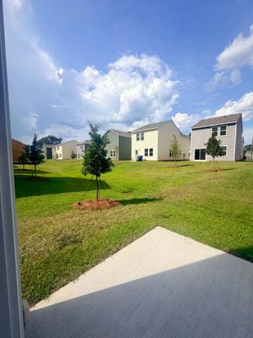 8867 Salamander Road 60, North Charleston, SC 29406