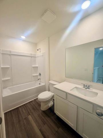 8867 Salamander Road 60, North Charleston, SC 29406