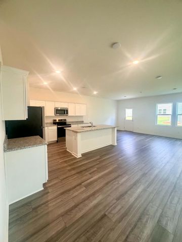 8867 Salamander Road 60, North Charleston, SC 29406