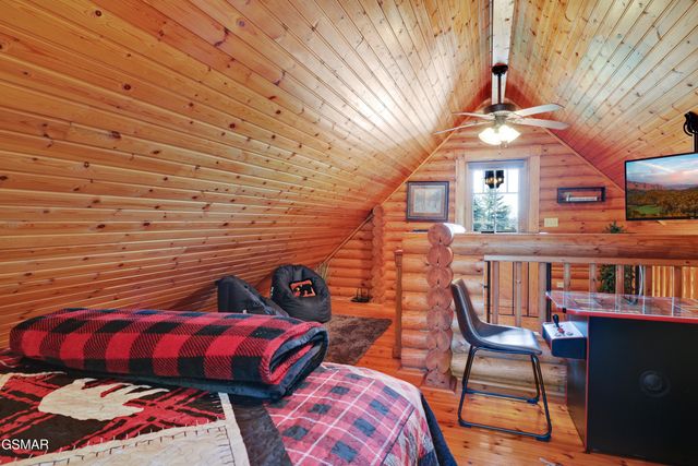 1003 Walini Way, Sevierville, TN 37876
