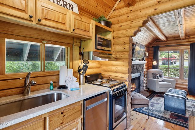 1003 Walini Way, Sevierville, TN 37876