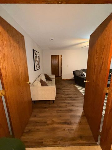 2808 Argonne Ct, Salina, KS 67401
