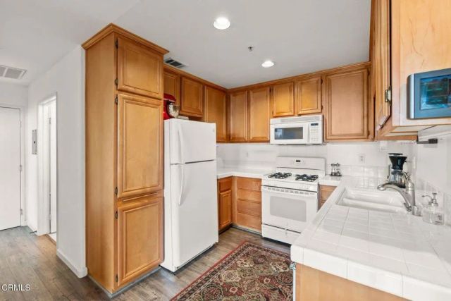2334 Kipana Avenue, Ventura, CA 93001