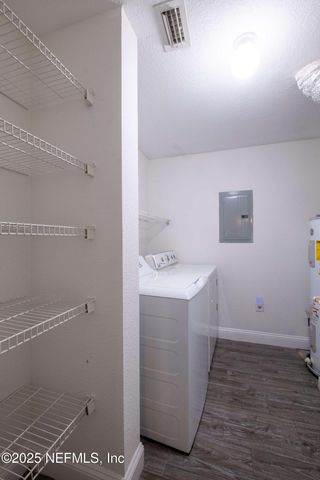 10075 GATE PKWY Parkway N 2501, Jacksonville, FL 32246