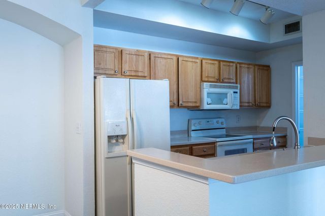 10075 GATE PKWY Parkway N 2501, Jacksonville, FL 32246