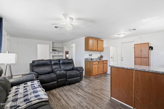 3720 E Monte Vista Drive, Tucson, AZ 85716