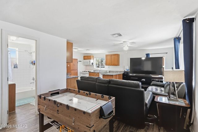 3720 E Monte Vista Drive, Tucson, AZ 85716