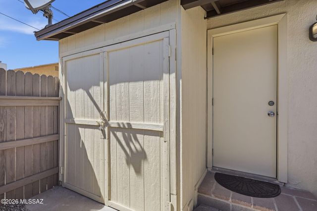 3720 E Monte Vista Drive, Tucson, AZ 85716