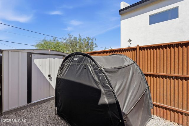 3720 E Monte Vista Drive, Tucson, AZ 85716