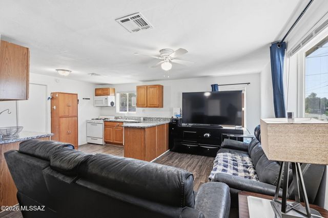 3720 E Monte Vista Drive, Tucson, AZ 85716