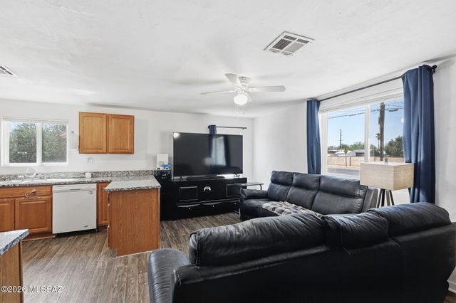 3720 E Monte Vista Drive, Tucson, AZ 85716