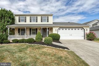 4 ASH DRIVE, Mechanicsburg, PA 17050