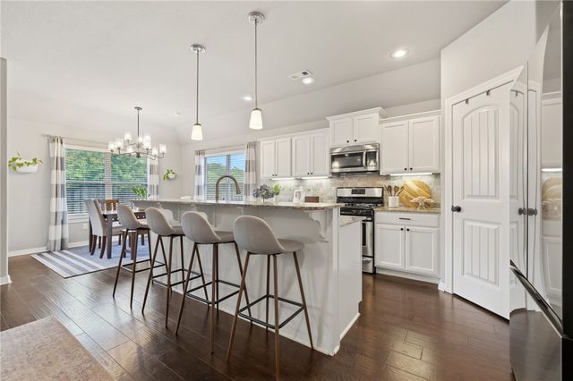 2864 W Featherock Way, Fayetteville, AR 72704
