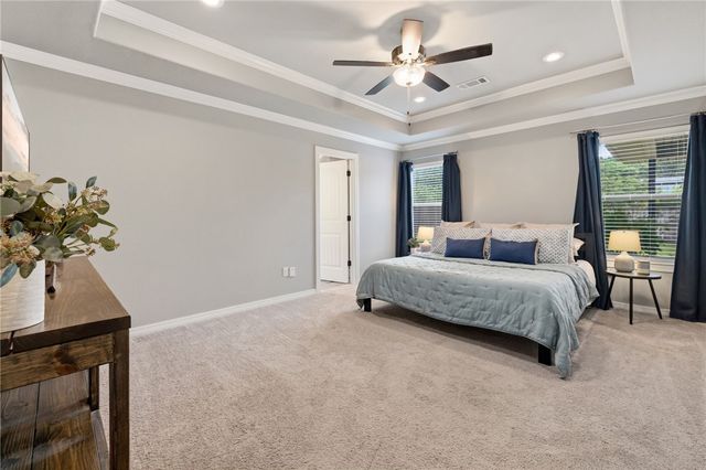 2864 W Featherock Way, Fayetteville, AR 72704