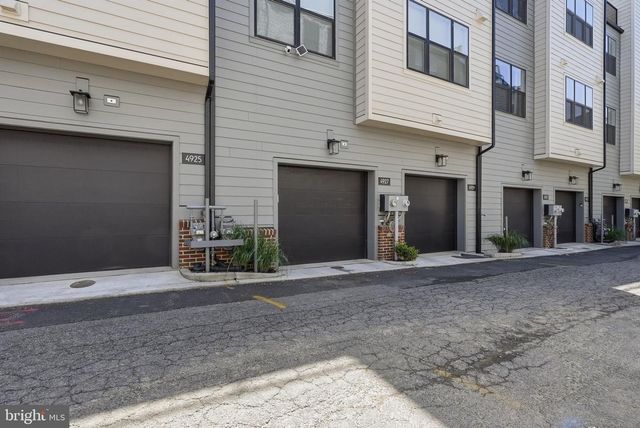 4927 EISENHOWER AVE, Alexandria, VA 22304