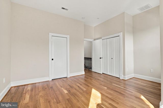 704 G ST NE, Washington, DC 20002