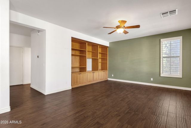 25634 N SINGBUSH Loop, Phoenix, AZ 85083