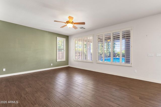 25634 N SINGBUSH Loop, Phoenix, AZ 85083