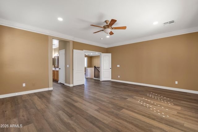 25634 N SINGBUSH Loop, Phoenix, AZ 85083