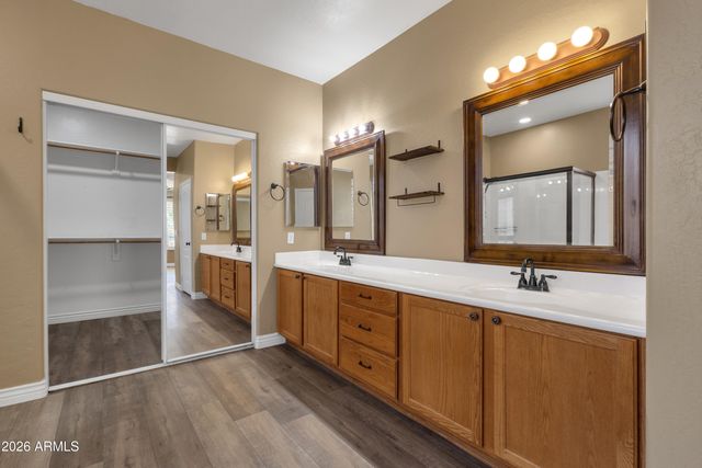 25634 N SINGBUSH Loop, Phoenix, AZ 85083