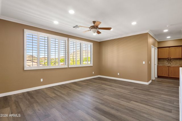 25634 N SINGBUSH Loop, Phoenix, AZ 85083