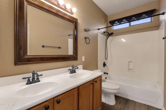 25634 N SINGBUSH Loop, Phoenix, AZ 85083