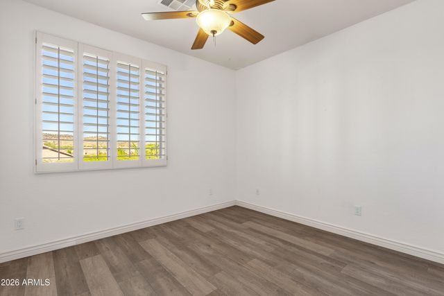 25634 N SINGBUSH Loop, Phoenix, AZ 85083