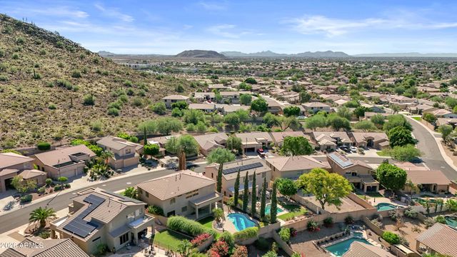 25634 N SINGBUSH Loop, Phoenix, AZ 85083