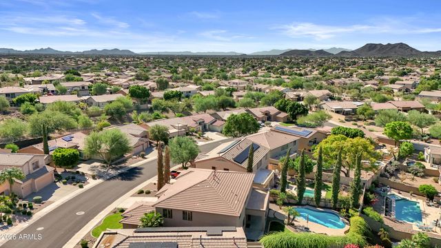 25634 N SINGBUSH Loop, Phoenix, AZ 85083