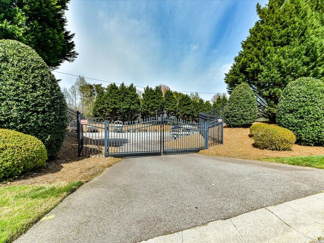 4609 Firethorn Court, Denver, NC 28037