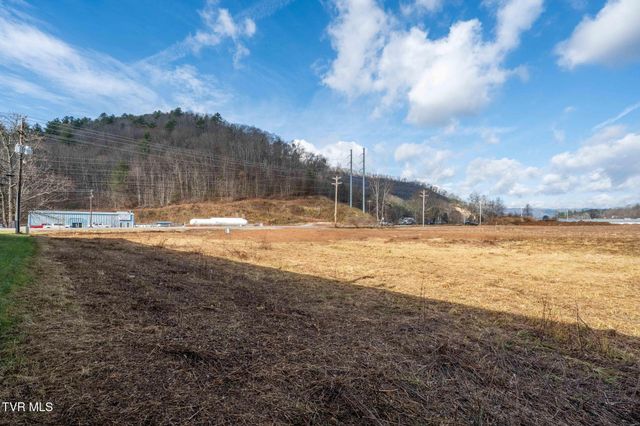 21 South Shady Street, Mountain City, TN 37683