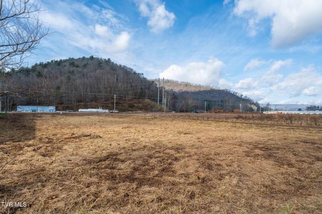 21 South Shady Street, Mountain City, TN 37683