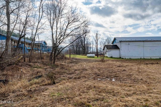 21 South Shady Street, Mountain City, TN 37683