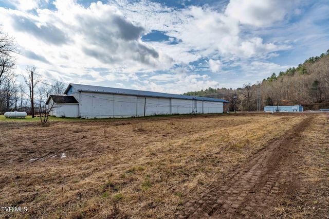 21 South Shady Street, Mountain City, TN 37683