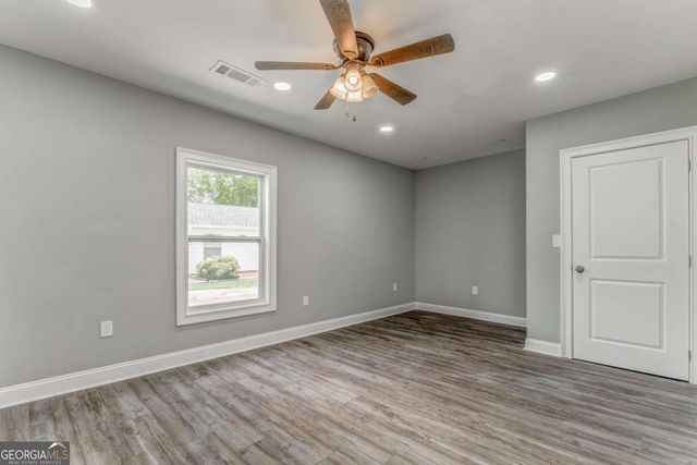 1 Elm Street, Aragon, GA 30104