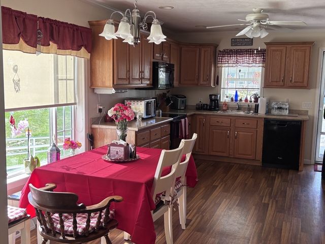 32 Kendall Court, Raynham, MA 02767