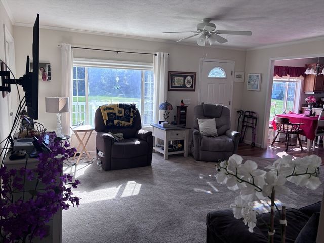 32 Kendall Court, Raynham, MA 02767