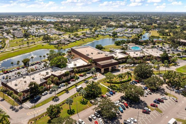 1906 CANTERBURY LANE 32, Sun City Center, FL 33573