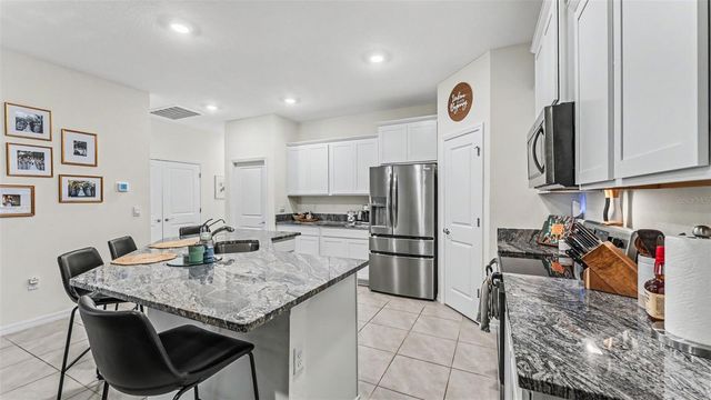 3817 STORMY THISTLE PLACE, Plant City, FL 33565