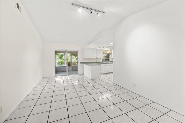 2550 SE Hemsing Street, Port St Lucie, FL 34984