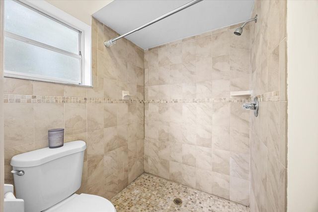 2550 SE Hemsing Street, Port St Lucie, FL 34984