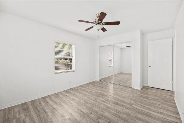 2550 SE Hemsing Street, Port St Lucie, FL 34984