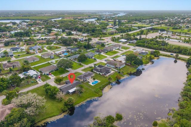 2550 SE Hemsing Street, Port St Lucie, FL 34984