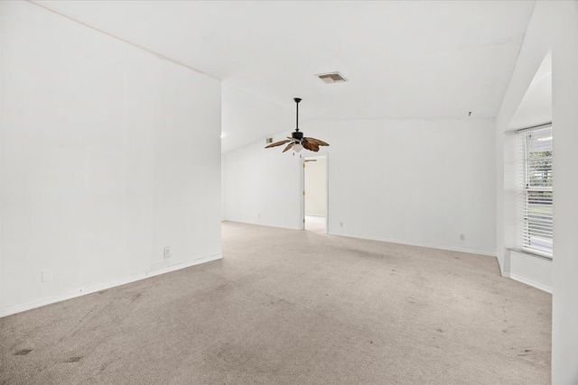 2550 SE Hemsing Street, Port St Lucie, FL 34984