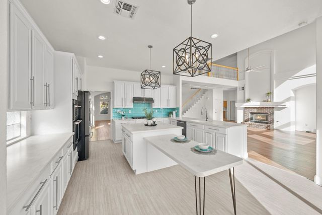 5247 Silver Peak Ln, Rocklin, CA 95765