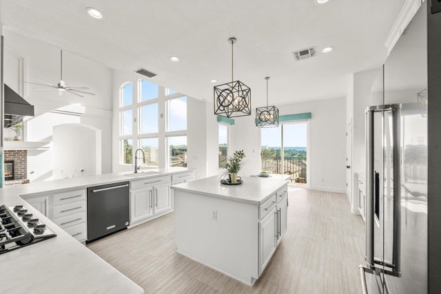 5247 Silver Peak Ln, Rocklin, CA 95765