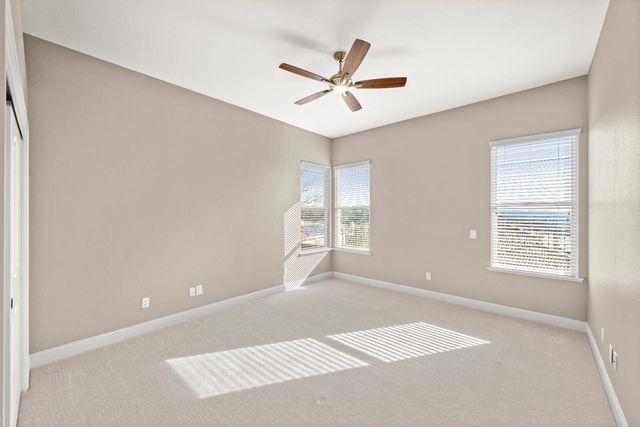 5247 Silver Peak Ln, Rocklin, CA 95765