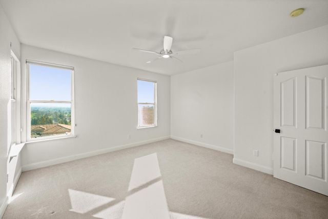 5247 Silver Peak Ln, Rocklin, CA 95765